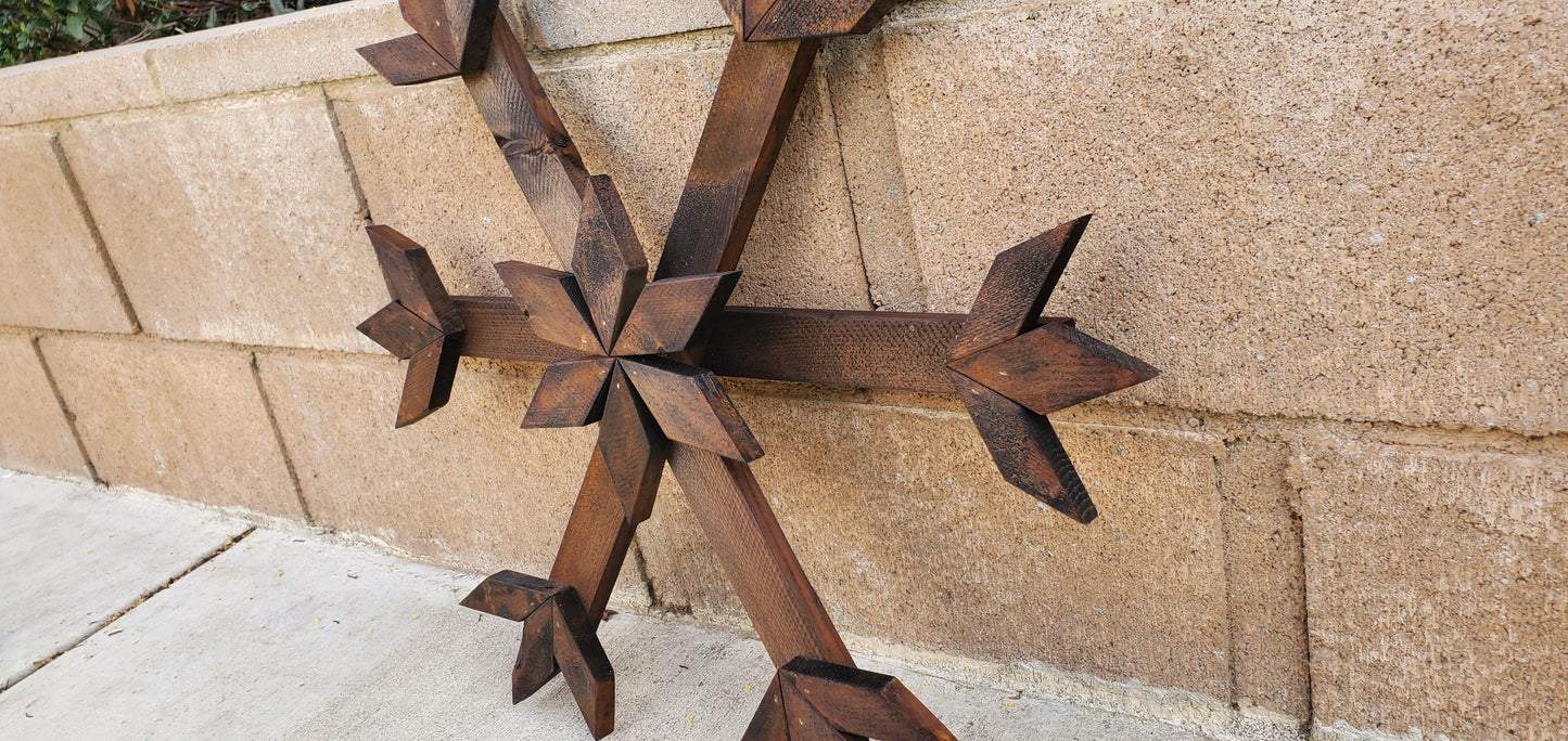 Reclaimed & Stained Wooden Snowflake