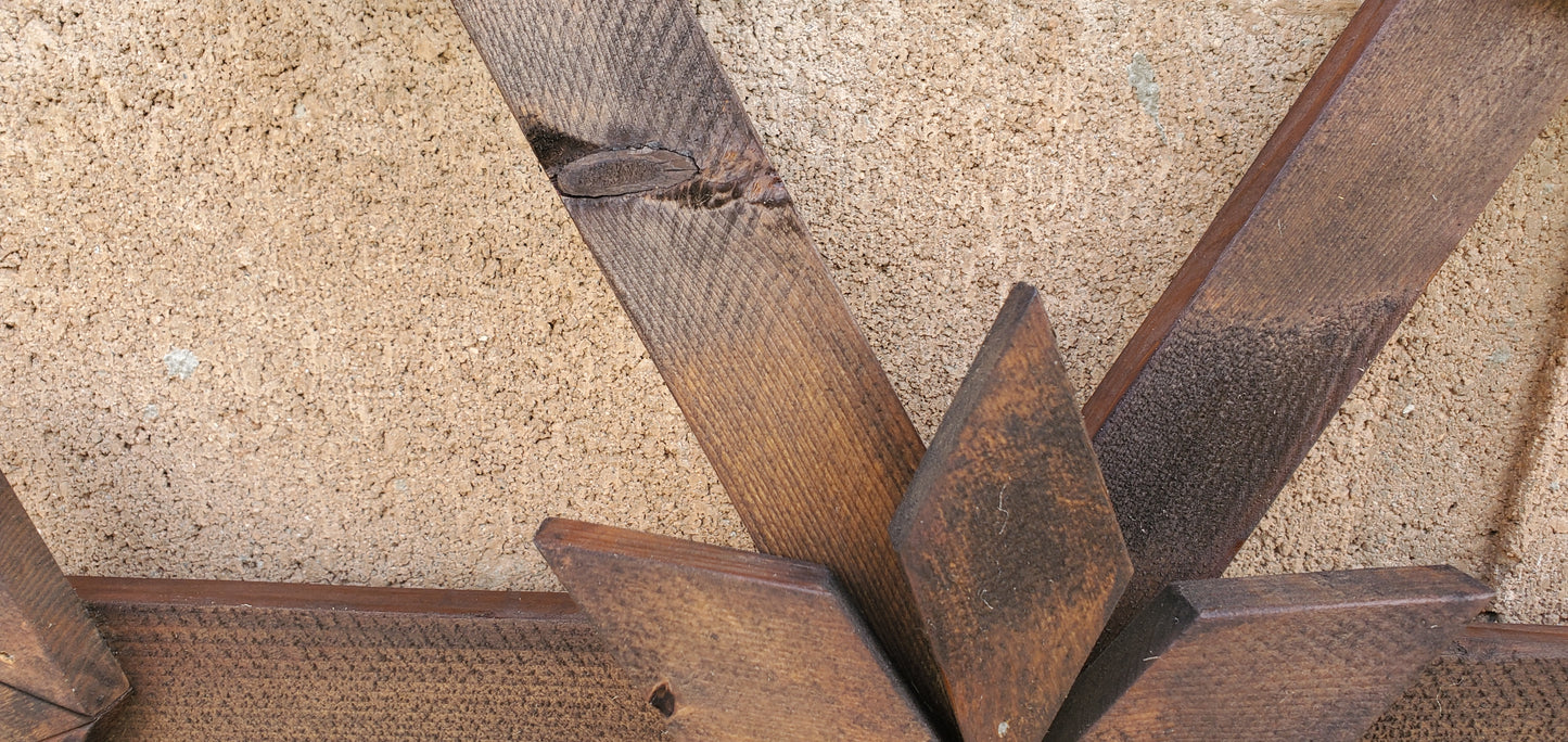 Reclaimed & Stained Wooden Snowflake